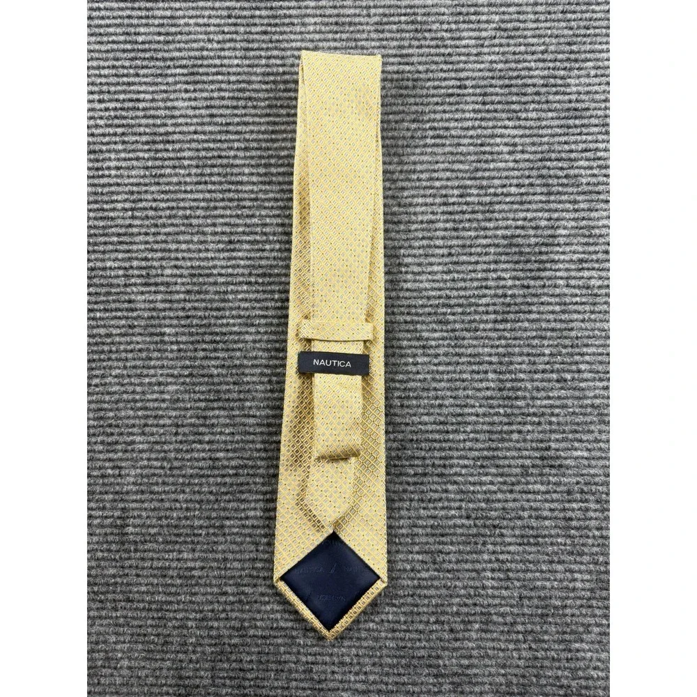 Nautica Mens Yello Silk Microdot Necktie Classic Business‎ Tie 58
